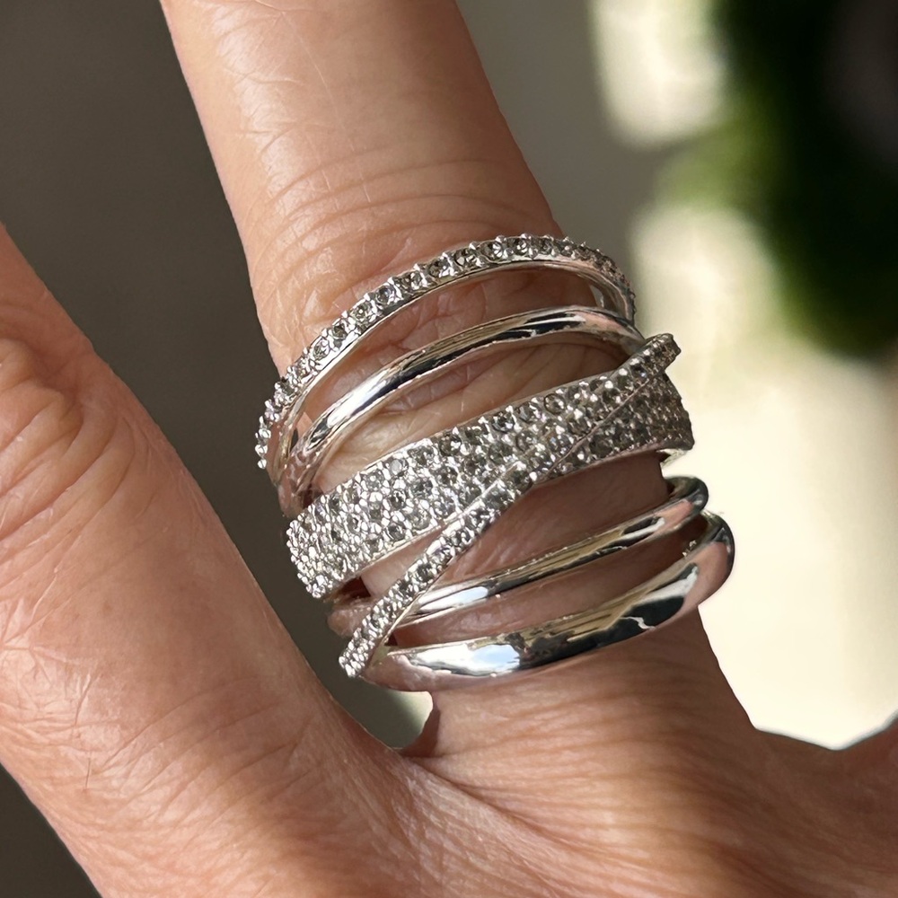 💎 Stella & Dot Pavé Orbital Ring – Retired Stack-Illusion Design | Size 6 💎